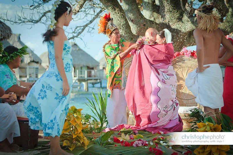 wedding ceremony in french polynesia