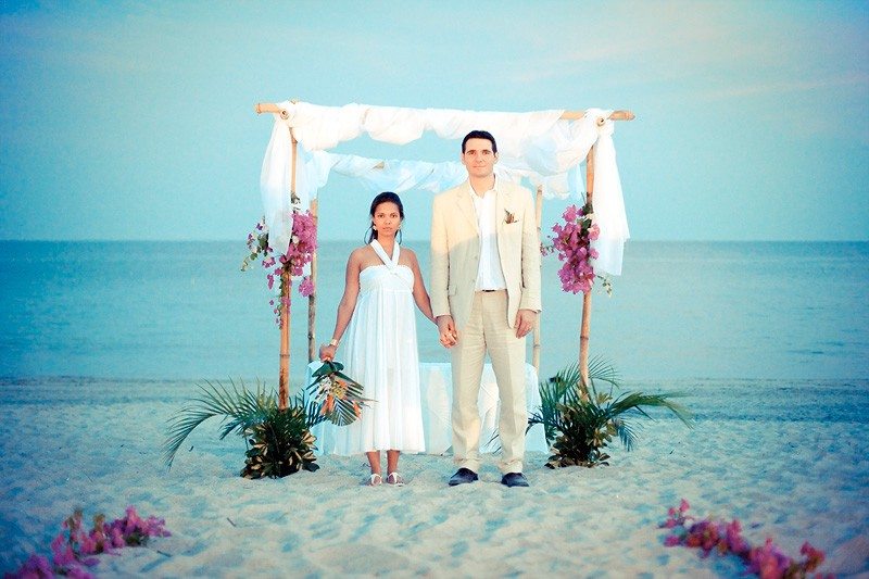 Beach wedding in Panama